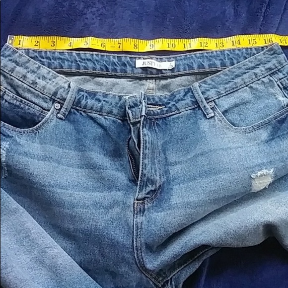 Justfab Sz. 31 Distressed Jeans - Picture 6 of 6